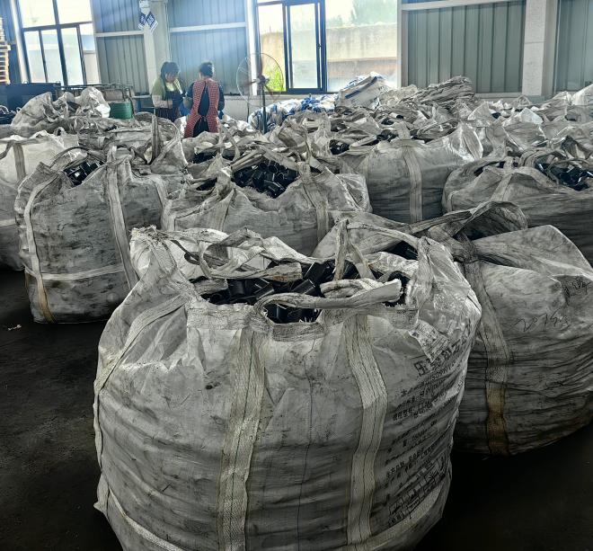 巴音郭楞蒙古自治州冷拔异型钢无缝钢管切割 - 价格